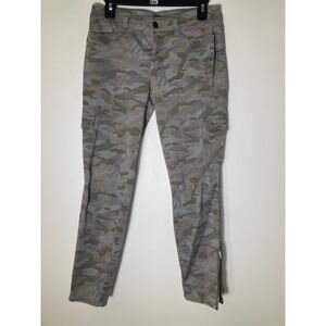 Level 99 Green Camo Cargo Skinny Jeans with Ankle Zip Sz 28